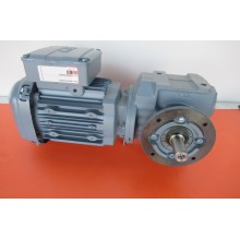 125 RPM  0,55 kW Asmaat 20 mm. UNUSED 